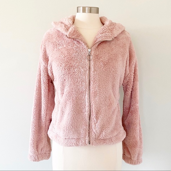 LC Lauren Conrad Jackets & Blazers - LC Lauren Conrad Pink Fuzzy Hooded Jacket